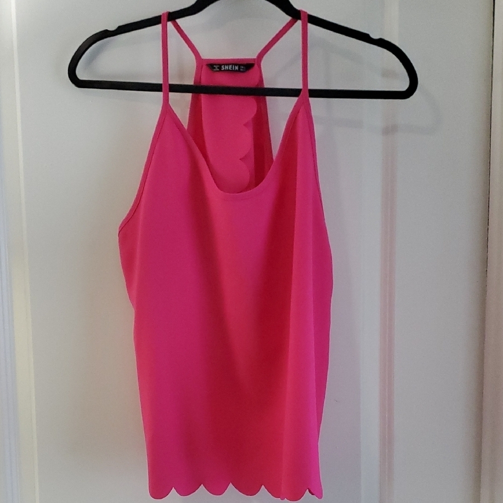 SHEIN Vibrant Pink Scalloped Camisole